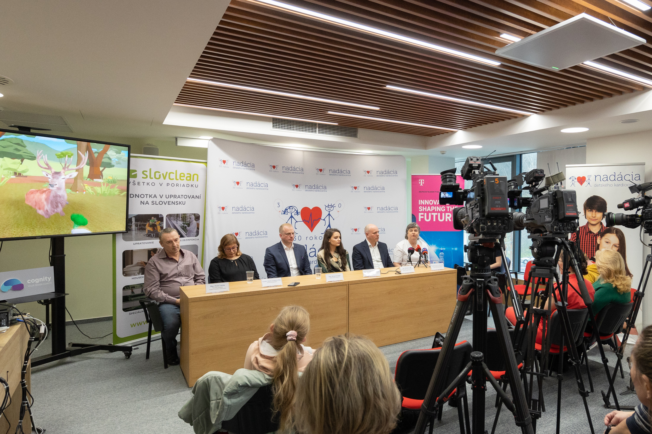 Tlačová konferencia k virtuálnym okuliarom v DKC